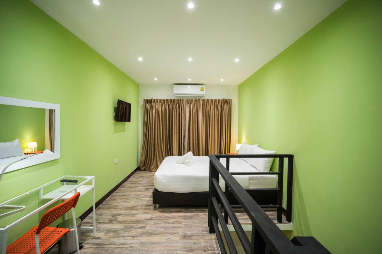 The M Pool Villas Bangkok - Bts Ekkamai Extérieur photo